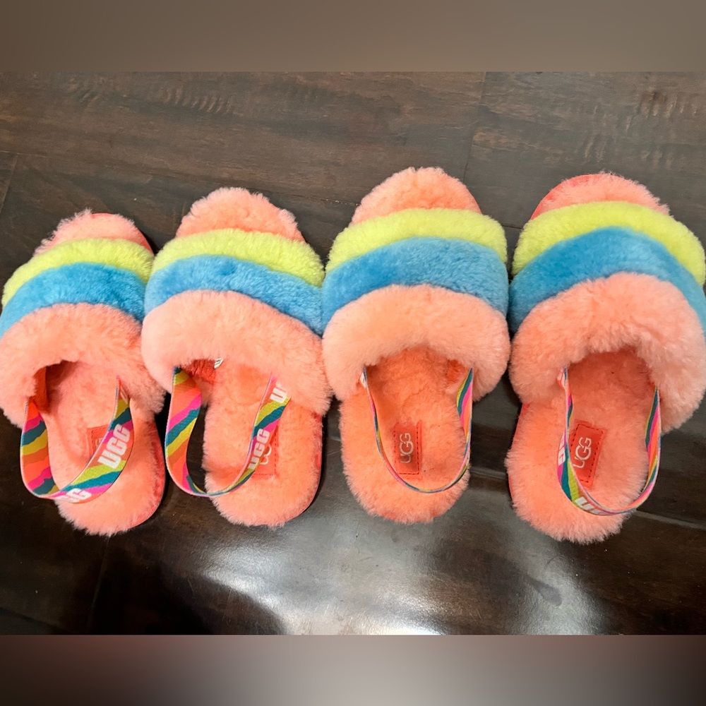 Toddler girls size 12 Fluff Yeah Ugg Slides